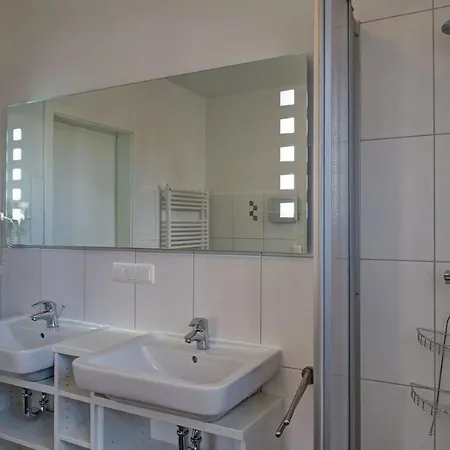 بيت للعطل Reethaus Leda In By Interhome غلوفي